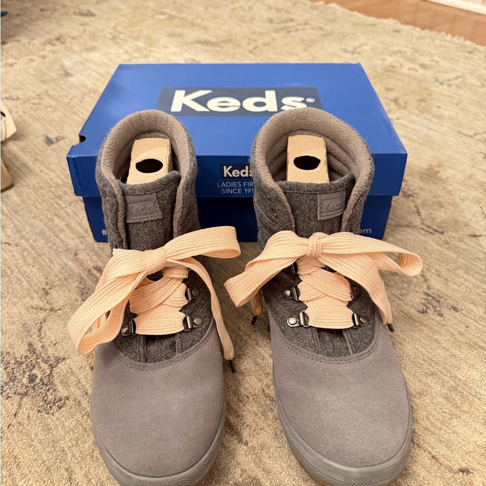 Keds Women’s Gray and Pink Camp Boots
